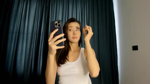 Snapshot of lilly_sweeet chatting on February 2026 03:51:02 AM lilly online show from February 2026 03:51:02 AM