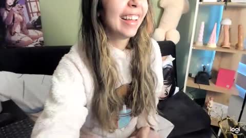 lilly_sweet02 online show from February 2026 10:57:02 PM