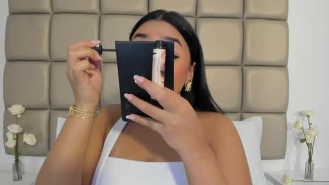 Snapshot of lilly_williamss chatting on June 2026 04:41:02 AM Lilly online show from June 2026 04:41:02 AM