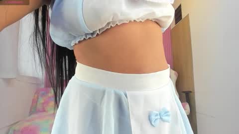 lillyy16 online show from October 2025 11:02:01 AM