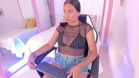 Lilo online show from September 2025 08:03:01 PM