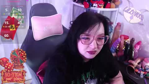 Snapshot of lilomoon69 chatting on February 2026 03:19:02 PM Lilo online show from February 2026 03:19:02 PM