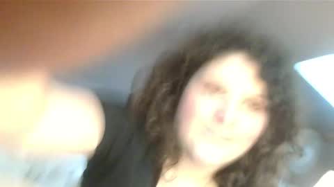 liloudouce online show from February 2026 05:00:02 PM