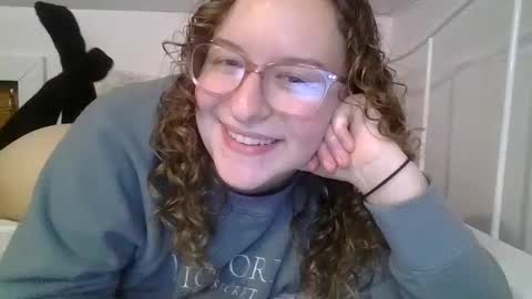 Snapshot of lilpies chatting on December 2024 12:02:02 AM LilPies online show from December 2024 12:02:02 AM