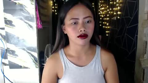 Snapshot of lilsweet_marie chatting on February 2026 10:25:02 AM Lilsweet marie online show from February 2026 10:25:02 AM