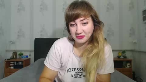 Snapshot of lilu_cute25 chatting on October 2025 09:00:02 PM lilu_cute25 online show from October 2025 09:00:02 PM