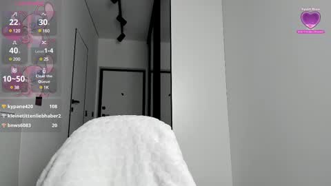 Snapshot of lily__love chatting on February 2025 08:30:02 PM LILY online show from February 2025 08:30:02 PM