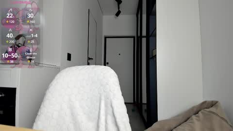 Snapshot of lily__love chatting on March 2025 06:35:01 AM LILY online show from March 2025 06:35:01 AM