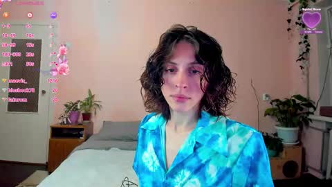 Snapshot of lily__love chatting on September 2025 02:11:02 PM LILY online show from September 2025 02:11:02 PM