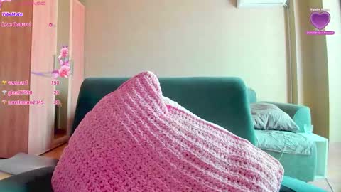 Snapshot of lily__love chatting on November 2025 08:03:01 AM LILY online show from November 2025 08:03:01 AM