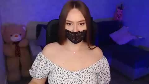 Snapshot of lily_baker_ chatting on May 2026 08:01:01 AM lily_baker_ online show from May 2026 08:01:01 AM