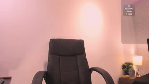 Snapshot of lily_cash1 chatting on September 2025 07:04:02 PM lily_cash1 online show from September 2025 07:04:02 PM