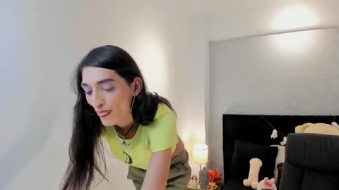 Snapshot of lily_cash1 chatting on October 2025 09:01:01 PM lily_cash1 online show from October 2025 09:01:01 PM
