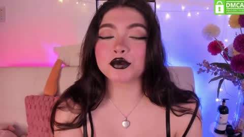 Snapshot of lily_cherry0 chatting on April 2026 10:22:01 PM lily_cherry0 online show from April 2026 10:22:01 PM