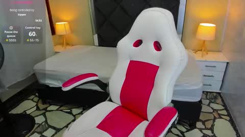 Snapshot of lily_cuteboobs chatting on November 2025 11:21:02 AM LILIANA online show from November 2025 11:21:02 AM