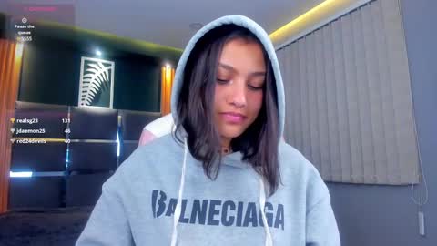 Lily online show from February 2025 10:16:01 AM