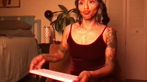 Little Lily online show from May 2026 05:49:01 AM