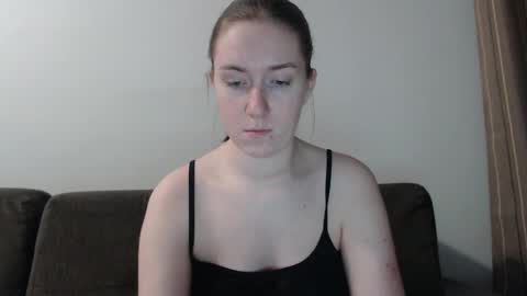 lily_love_x online show from December 2024 05:45:01 AM