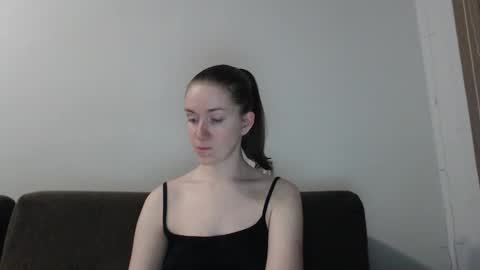 lily_love_x online show from October 2025 12:44:01 AM