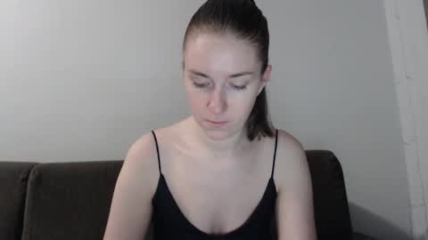 lily_love_x online show from November 2025 02:32:02 AM