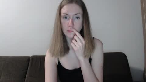 Snapshot of lily_love_x chatting on July 2026 01:09:01 AM lily_love_x online show from July 2026 01:09:01 AM