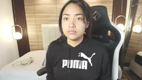 Snapshot of lily_waist chatting on February 2026 11:31:01 AM lily_waist online show from February 2026 11:31:01 AM