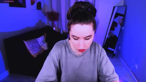 LILY online show from March 2026 07:36:02 AM