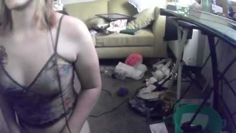 lilybvixen online show from October 2025 09:55:01 PM