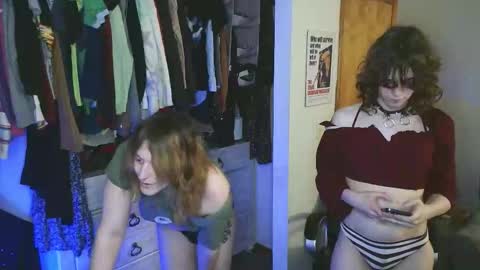 lilybvixen online show from March 2026 02:30:02 AM