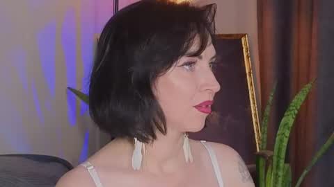 Lily online show from June 2026 06:44:01 AM
