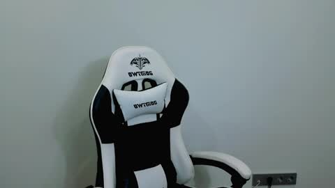 lilydavisss online show from May 2026 01:58:01 AM