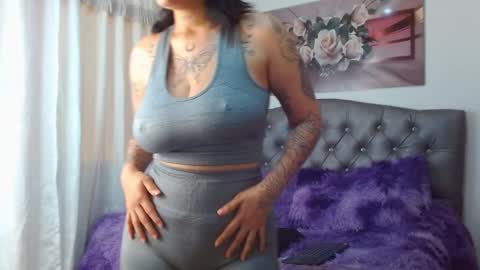 lilyfox23 online show from March 2025 04:06:02 PM