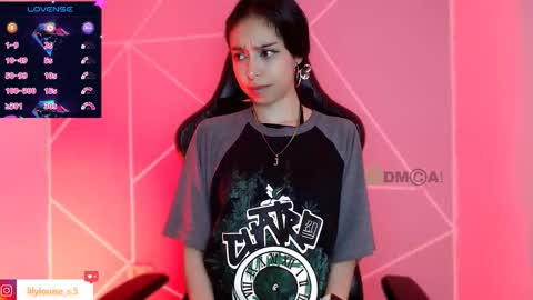 Liliana louise online show from November 2025 04:40:01 PM