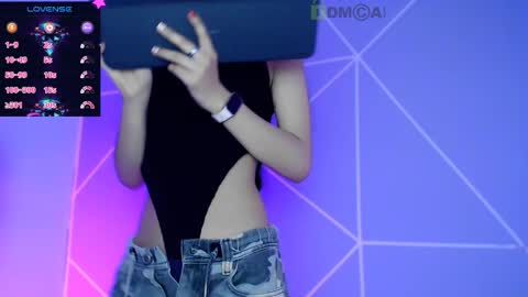 Liliana louise online show from November 2025 12:24:01 AM