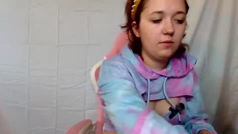 Snapshot of lilylovegood04 chatting on June 2026 03:36:01 PM lily online show from June 2026 03:36:01 PM