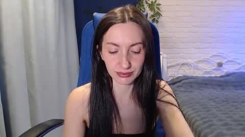 Lily online show from October 2025 04:02:02 AM