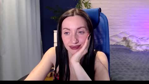 Lily online show from November 2025 04:33:02 AM