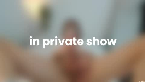 Lily Reina online show from April 2026 06:42:02 PM