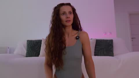 Snapshot of lilyroselyn chatting on June 2026 12:04:02 PM Lily online show from June 2026 12:04:02 PM