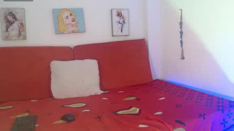 lilyspringfu online show from September 2025 02:16:01 PM