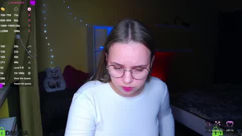 Lily online show from March 2026 04:25:02 PM