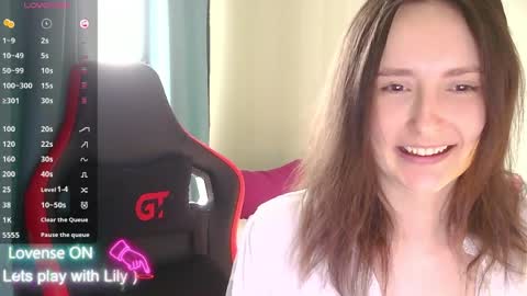 Snapshot of lilyxsky chatting on April 2026 11:08:01 AM LilyXSky online show from April 2026 11:08:01 AM
