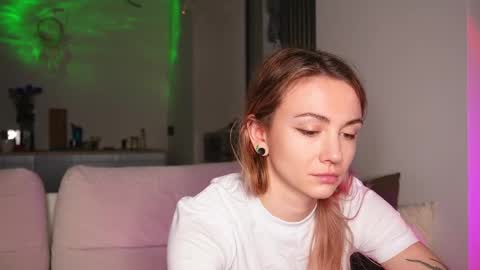 Snapshot of limy_sweet chatting on February 2025 04:28:02 AM limy_sweet online show from February 2025 04:28:02 AM