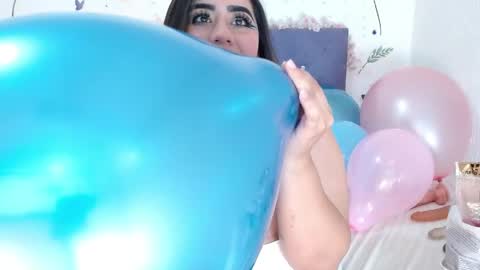 Lin  online show from March 2026 09:14:02 PM