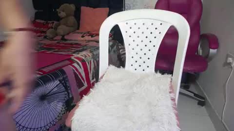 lina_clark_ online show from September 2025 03:59:01 PM