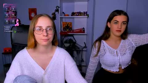 lina_fox12 online show from November 2025 04:09:02 PM