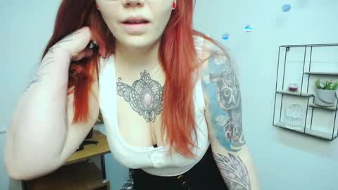 Snapshot of lina_ri chatting on April 2026 01:20:01 PM lina_ri online show from April 2026 01:20:01 PM