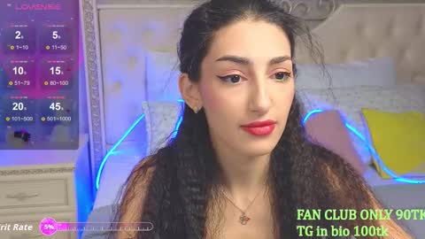 Snapshot of lina_robbins chatting on October 2025 04:20:02 AM Lina Robbins online show from October 2025 04:20:02 AM
