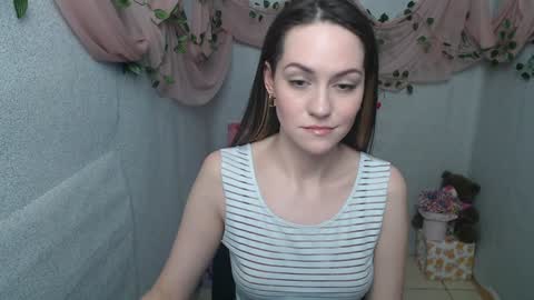 Lina online show from January 2025 09:48:02 AM