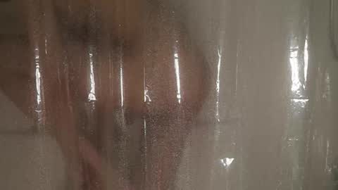 Lina online show from October 2025 06:43:01 AM